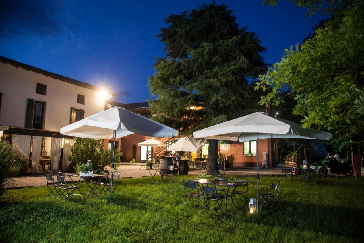 Agriturismo Le Oche Selvatiche Lauzacco エクステリア 写真